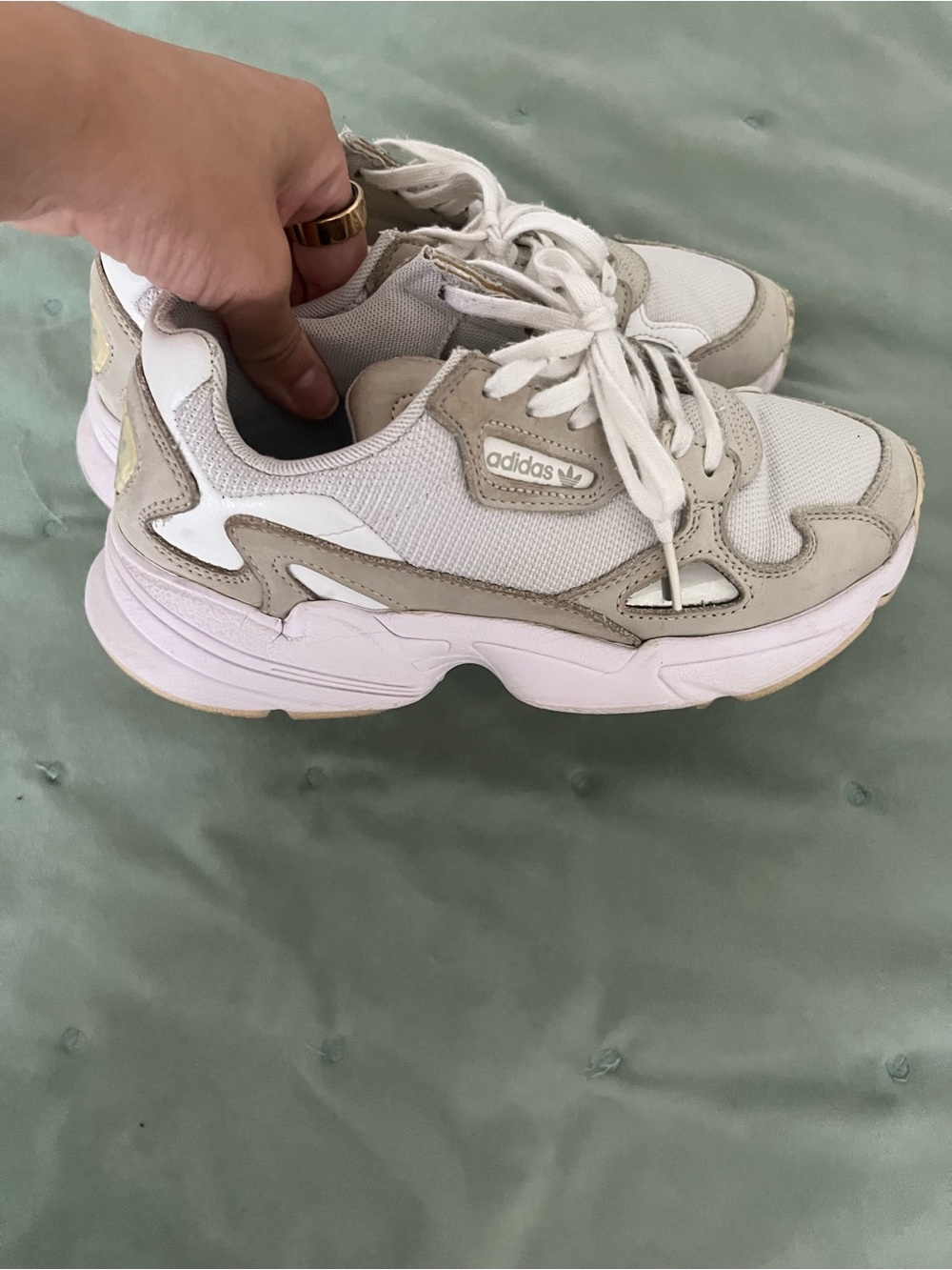 Adidas Women’s Falcons sneakers